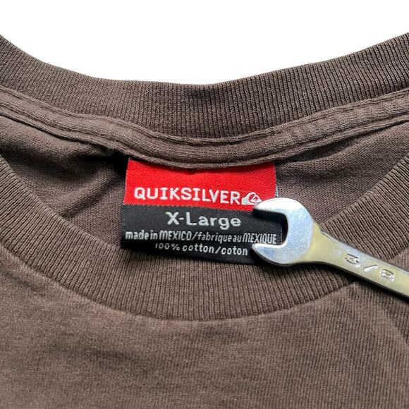 Y2K Quiksilver T Shirt Men XL short sleeve Brown Skate Surf Outdoors Baggy - Picture 4 of 12